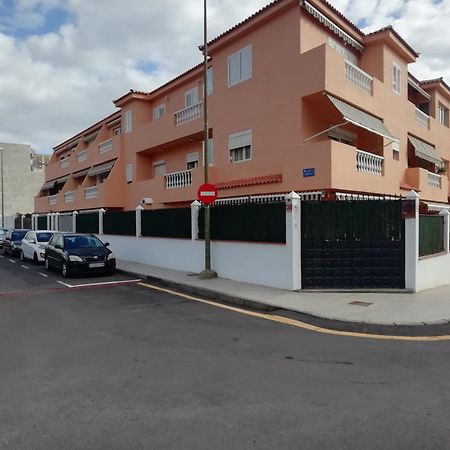 Avenida Deluxe 坎德拉里亚 外观 照片